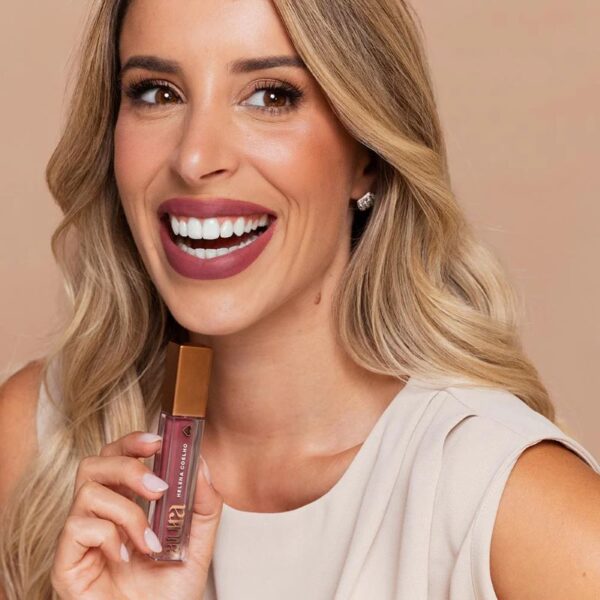 Aura by Helena Coelho vloeibare lippenstift Kleur 8:44, 4ml - Afbeelding 3