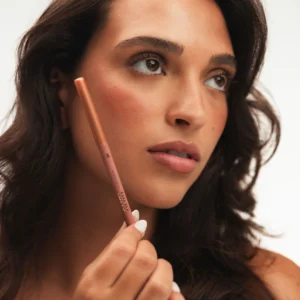 Alternative view of Aura by Helena Coelho lippenpotlood Truffel